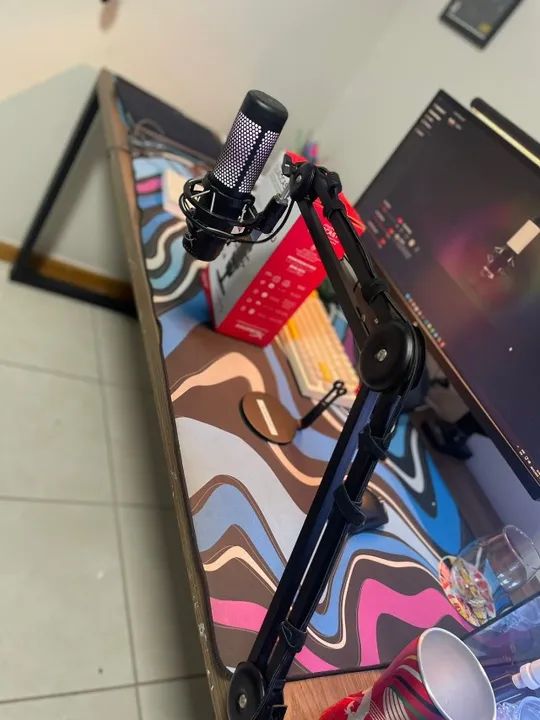 KIT Hyperx Quadcast S + Suporte articulado  - Foto 2