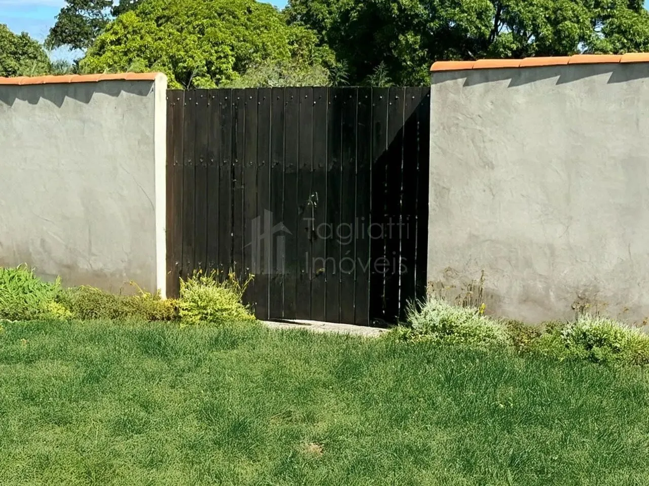 Terreno murado com 7.000m2 em Araruama / RJ