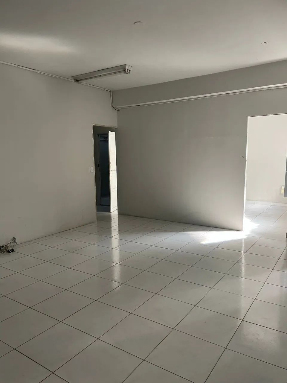 Sala/Conjunto para venda possui 190 metros quadrados em Penha - Rio de Janeiro - RJ - Foto 4