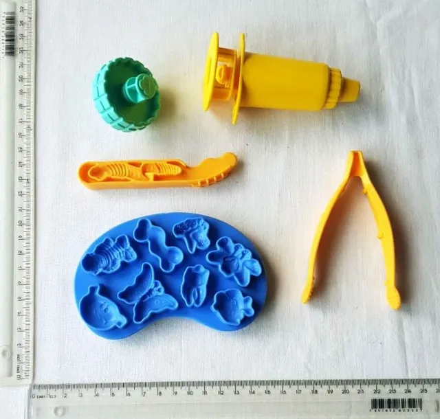 Brinquedo - Super Massa Play Doh - Coleção Dr. Opera Tudo (Peças Variadas) - Estrela