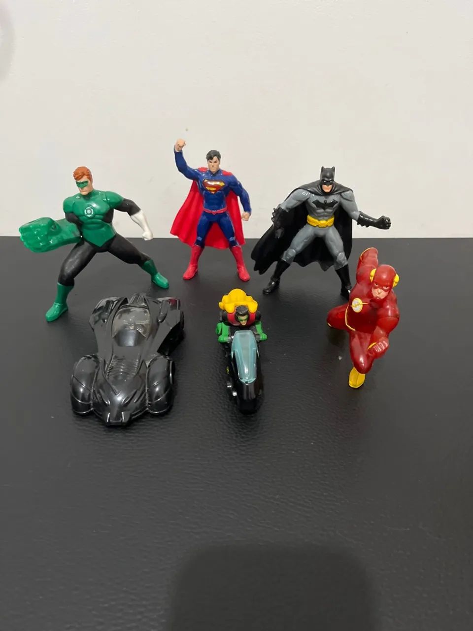 Action Figures DC Comics - Superman, Batman e Flash