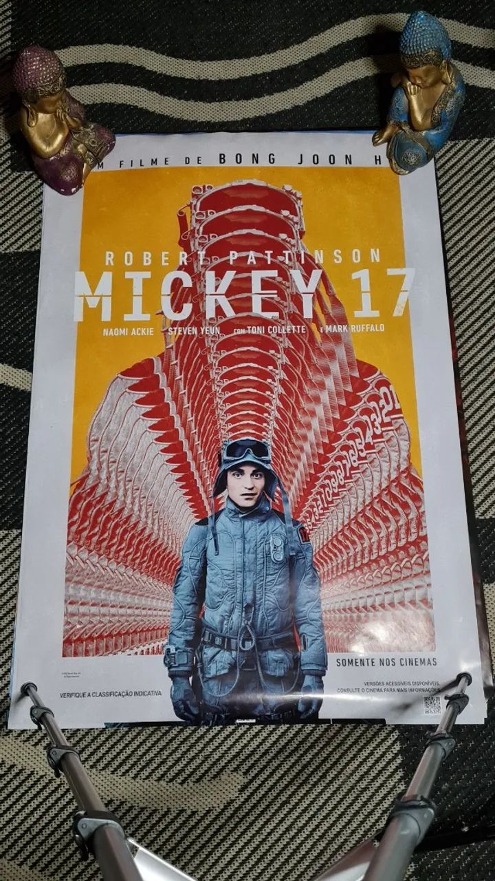 Poster Mickey 17
