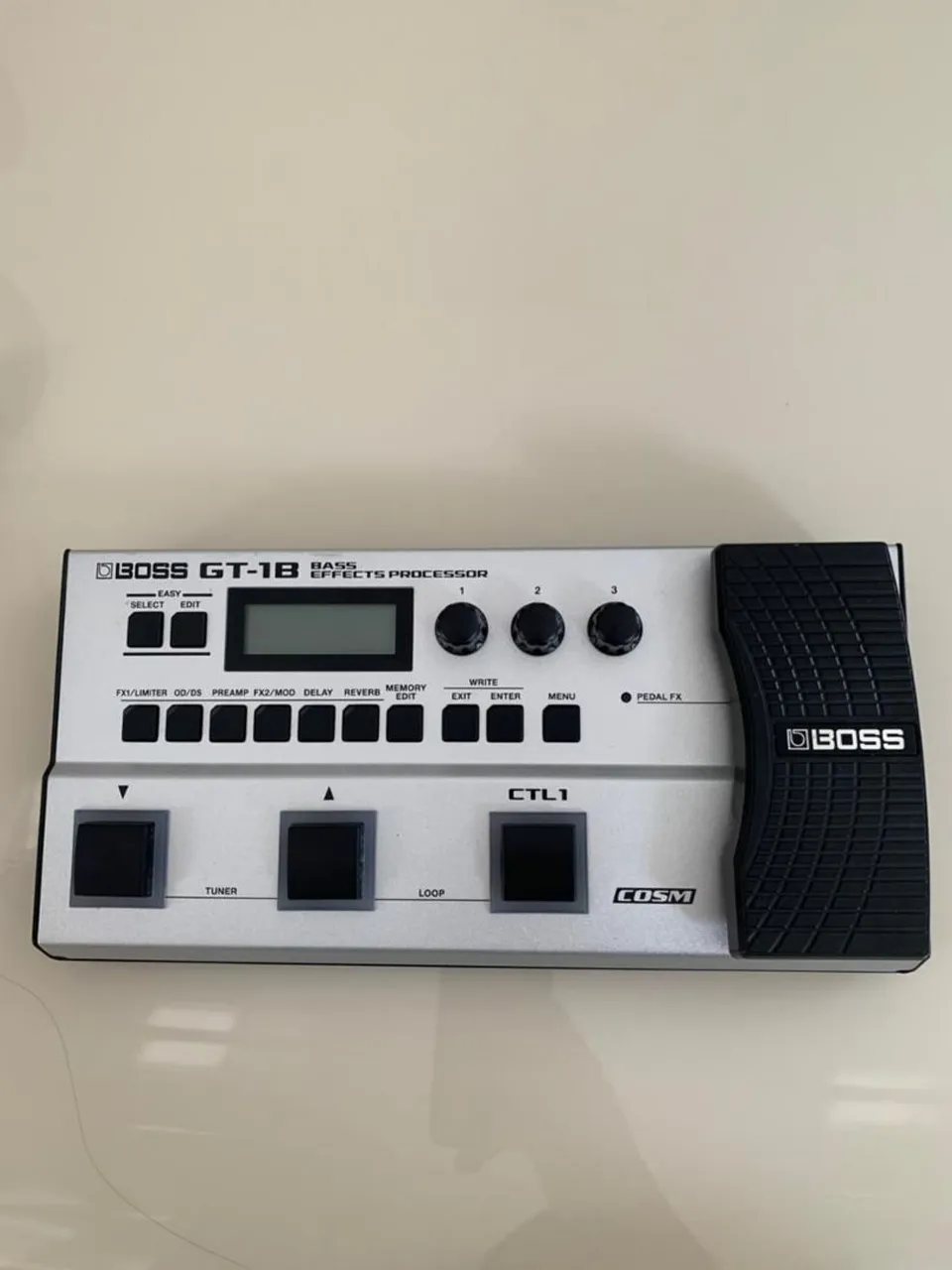 BOSS GT-1B Bass Effects Processor