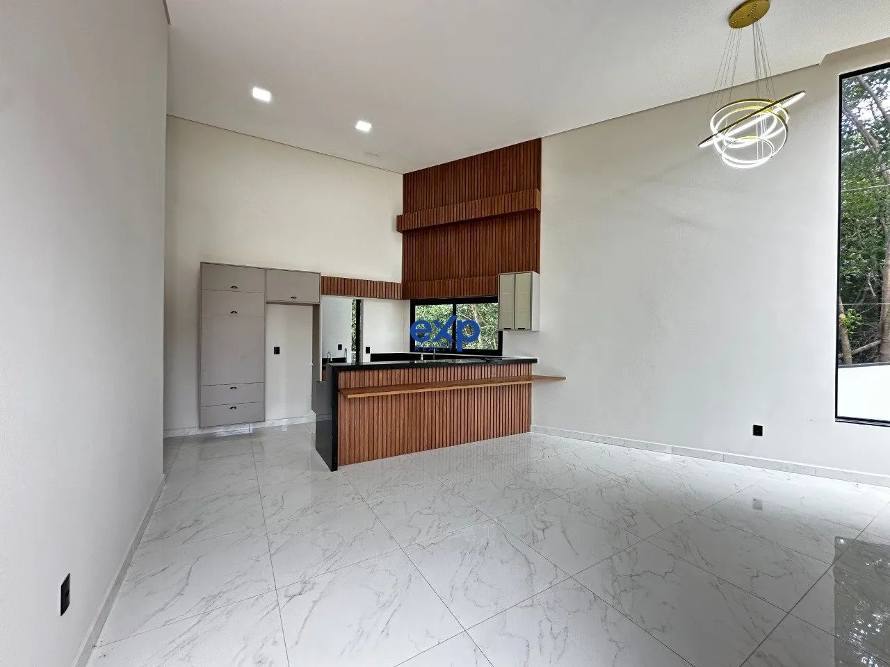 Casa em Condomínio à Venda no Jardim Guarujá em Salto - 4 Dormitórios, Piscina e Vista Pan - Foto 5