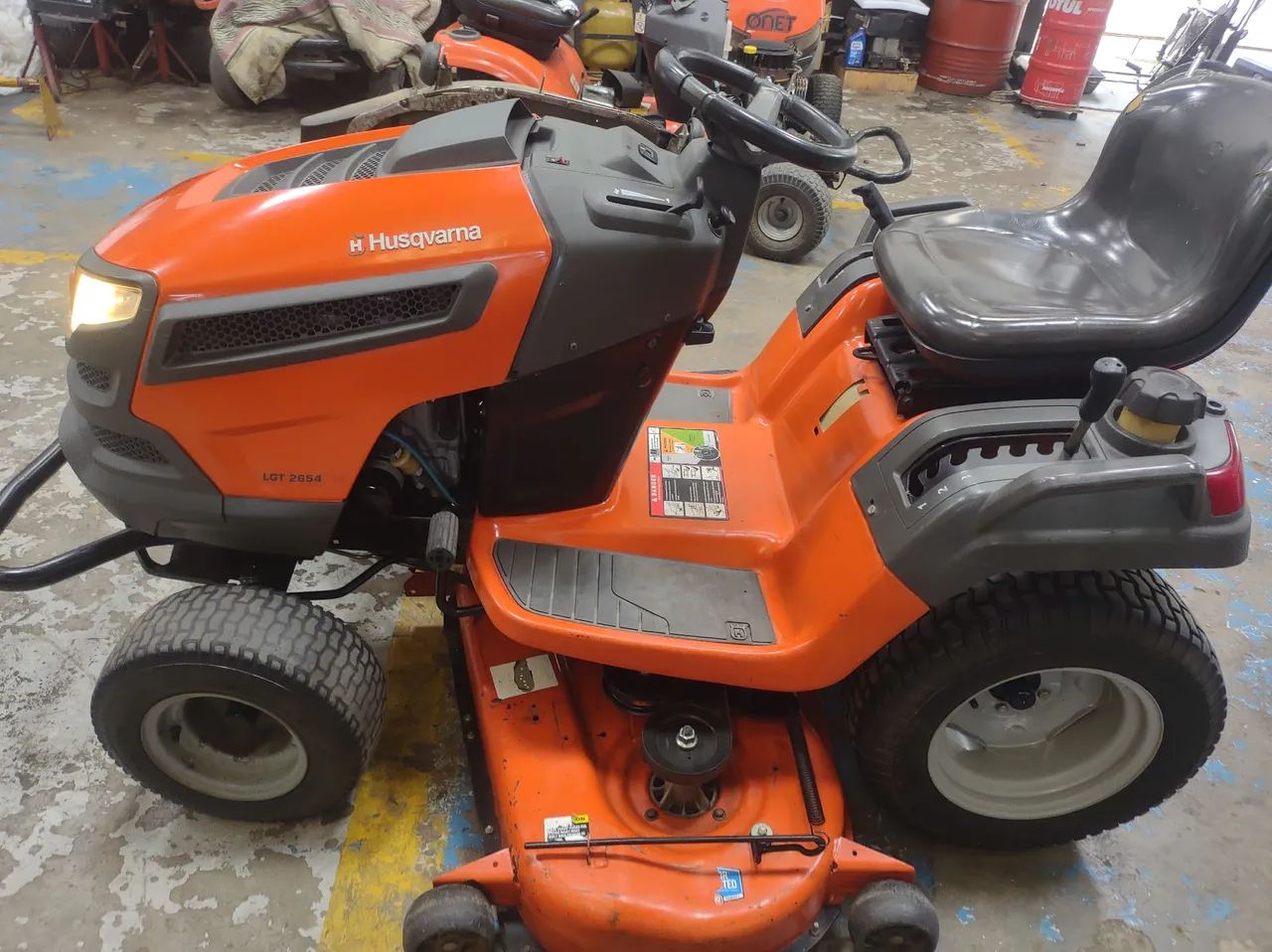 Trator de Corte Husqvarna - Foto 2