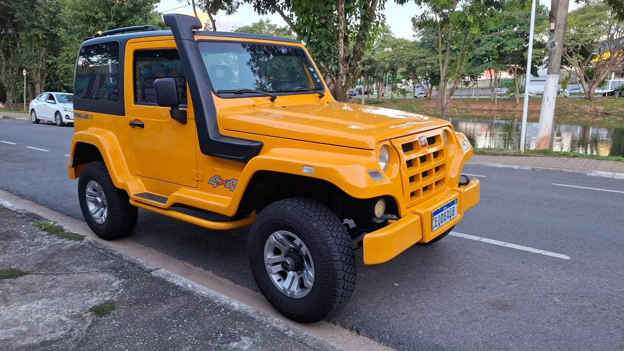TROLLER T-4 2010 Usados e Novos