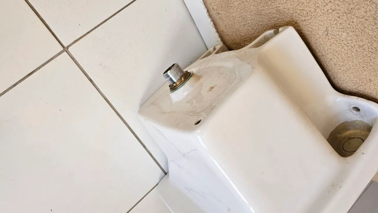 Balcão de mármore e lavador de louça os dois por R$ 350,00 - Foto 5