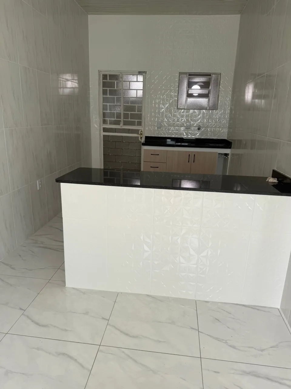 Alugo apartamento no centro!