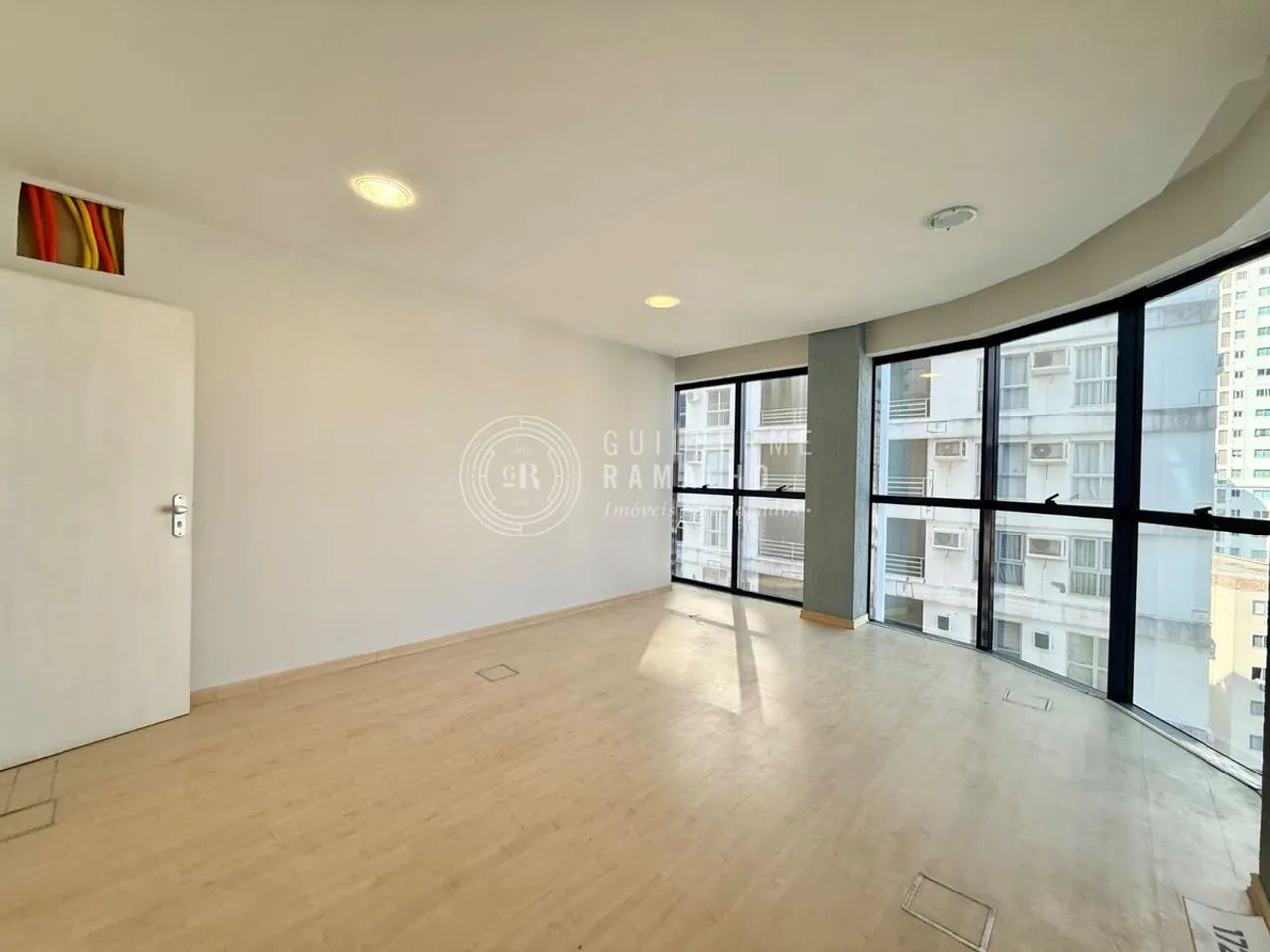 Locação Anual Sala Comercial em Empresarial 20m², no centro, Balneário Camboriú - Foto 3