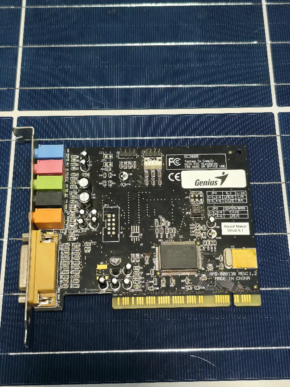Placa de som PCI Genius Sound Maker value 5.1