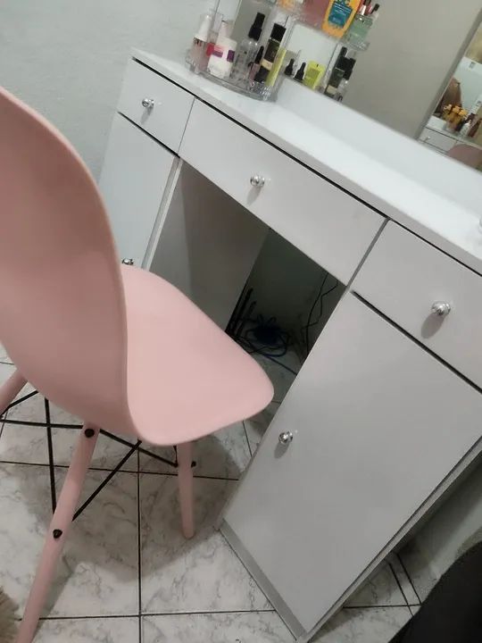 Penteadeira Semi nova 64352679734530124