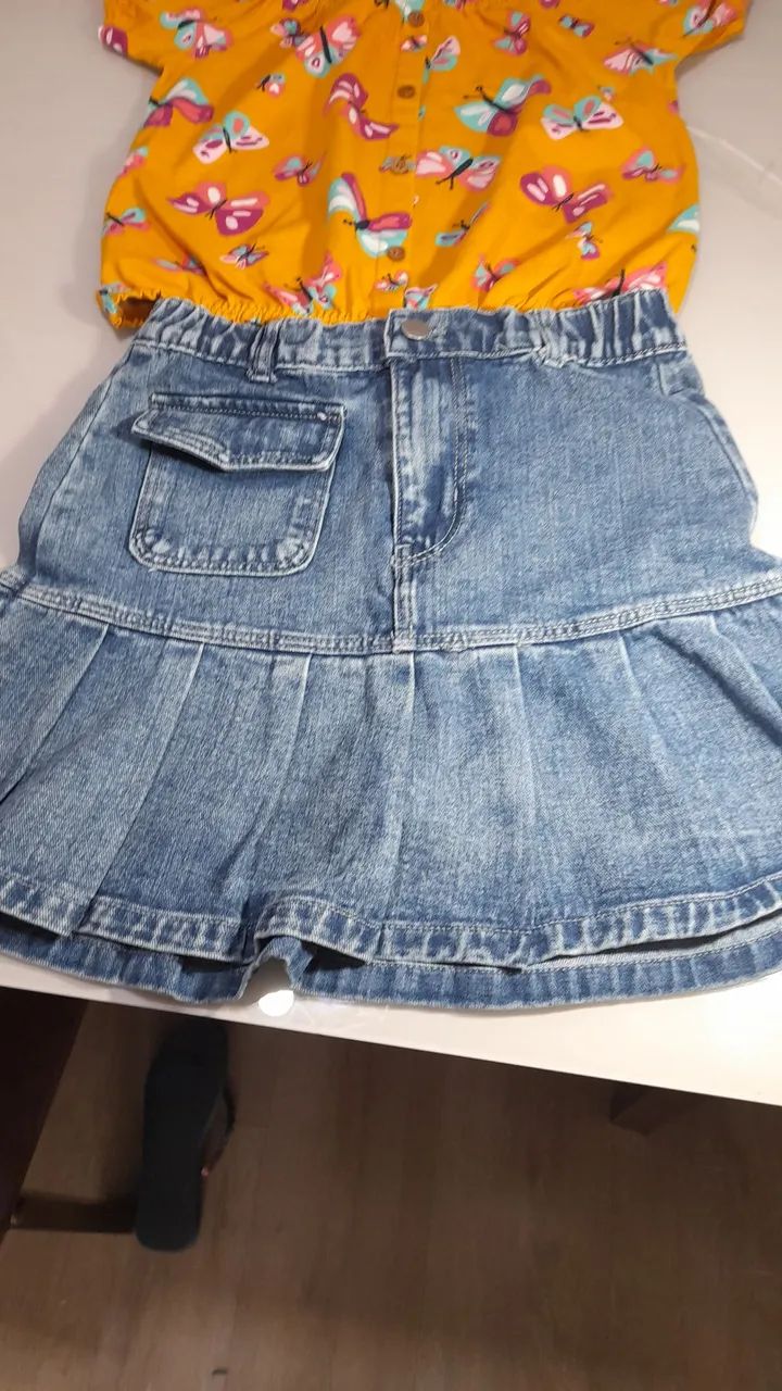 Vendo Conjunto Blusa Malwe kids e saia jeans seminovo T- 10 anos - Foto 4