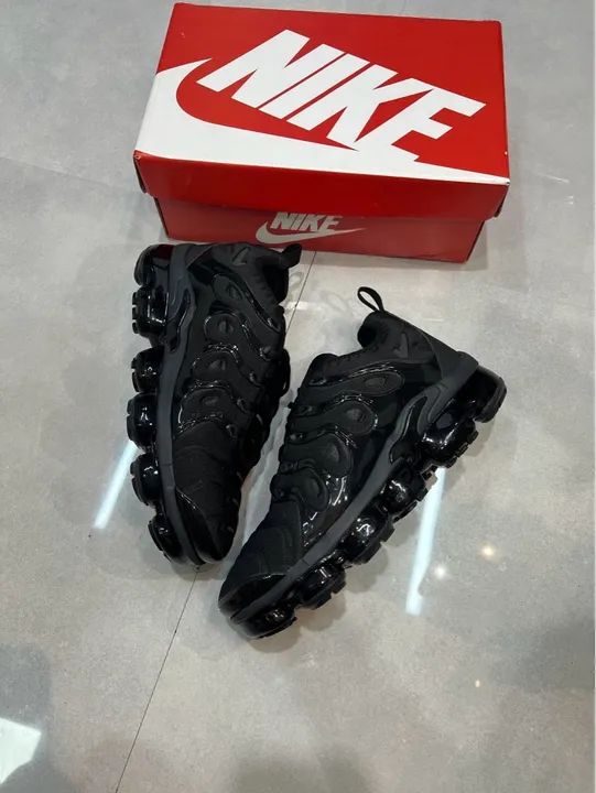 Nike Air VaporMax Plus - Preto
