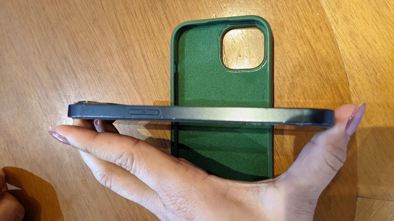 iPhone 13