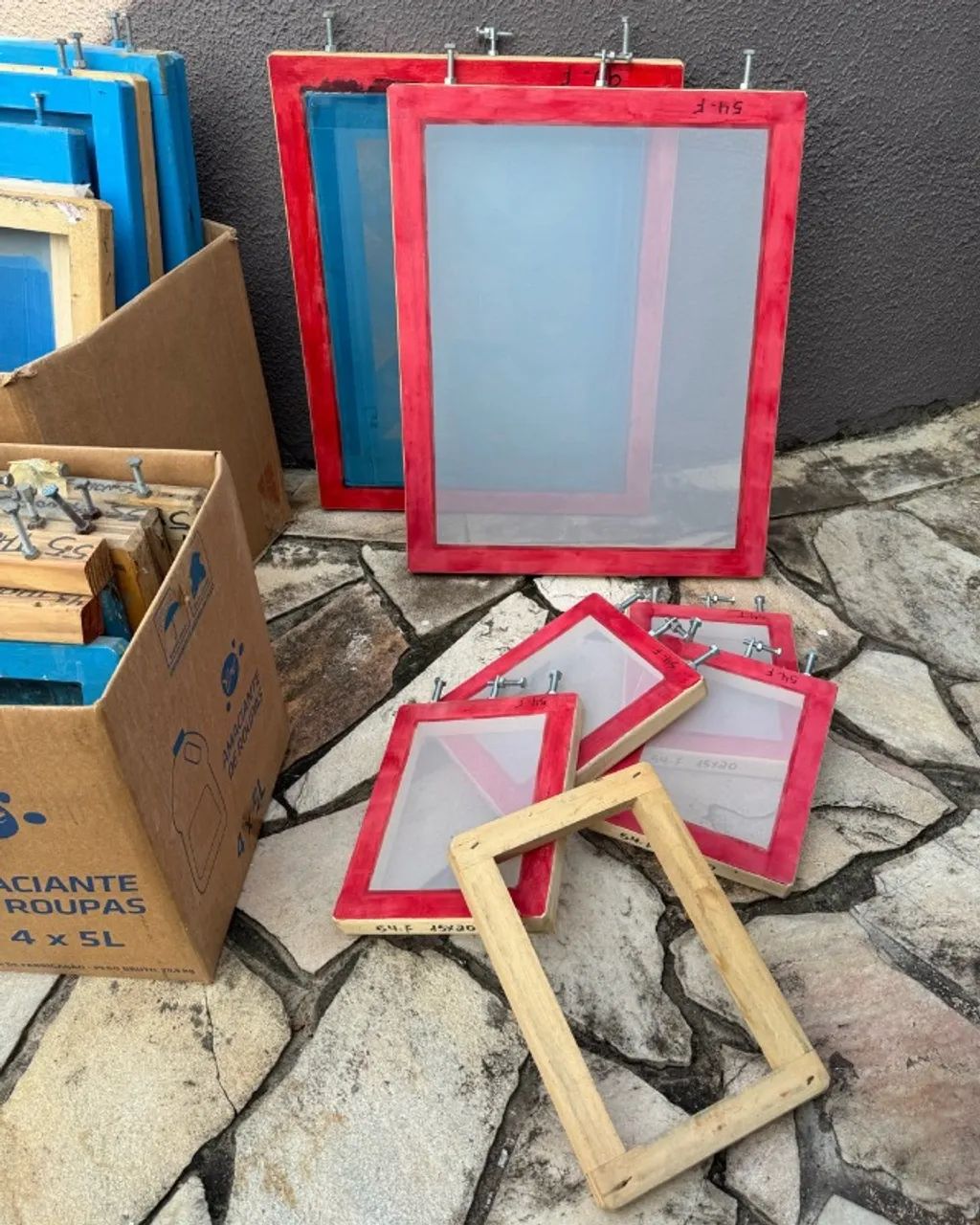 Lote 27 Telas de Serigrafia Usadas - Vários Tamanhos - Foto 4