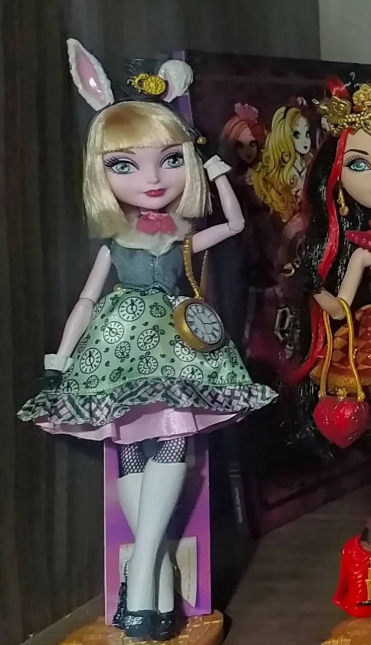 Boneca Ever After High - Bunny Blanc