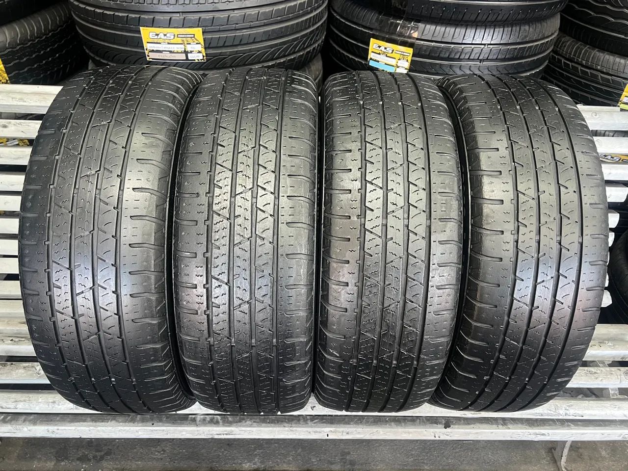 Jogo de Pneus 195/60/16 Continental CrossContact R$999 / Pneu 195/60R16 - Foto 2