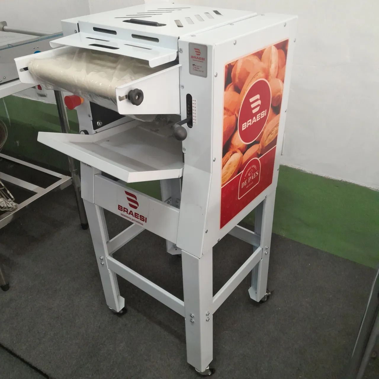 Modeladora de pão da Braesi ( 35cm )  - Foto 2