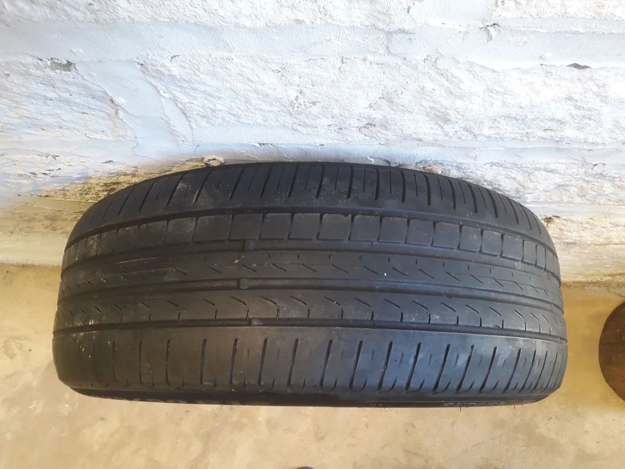 Pneu 225 50 r 18