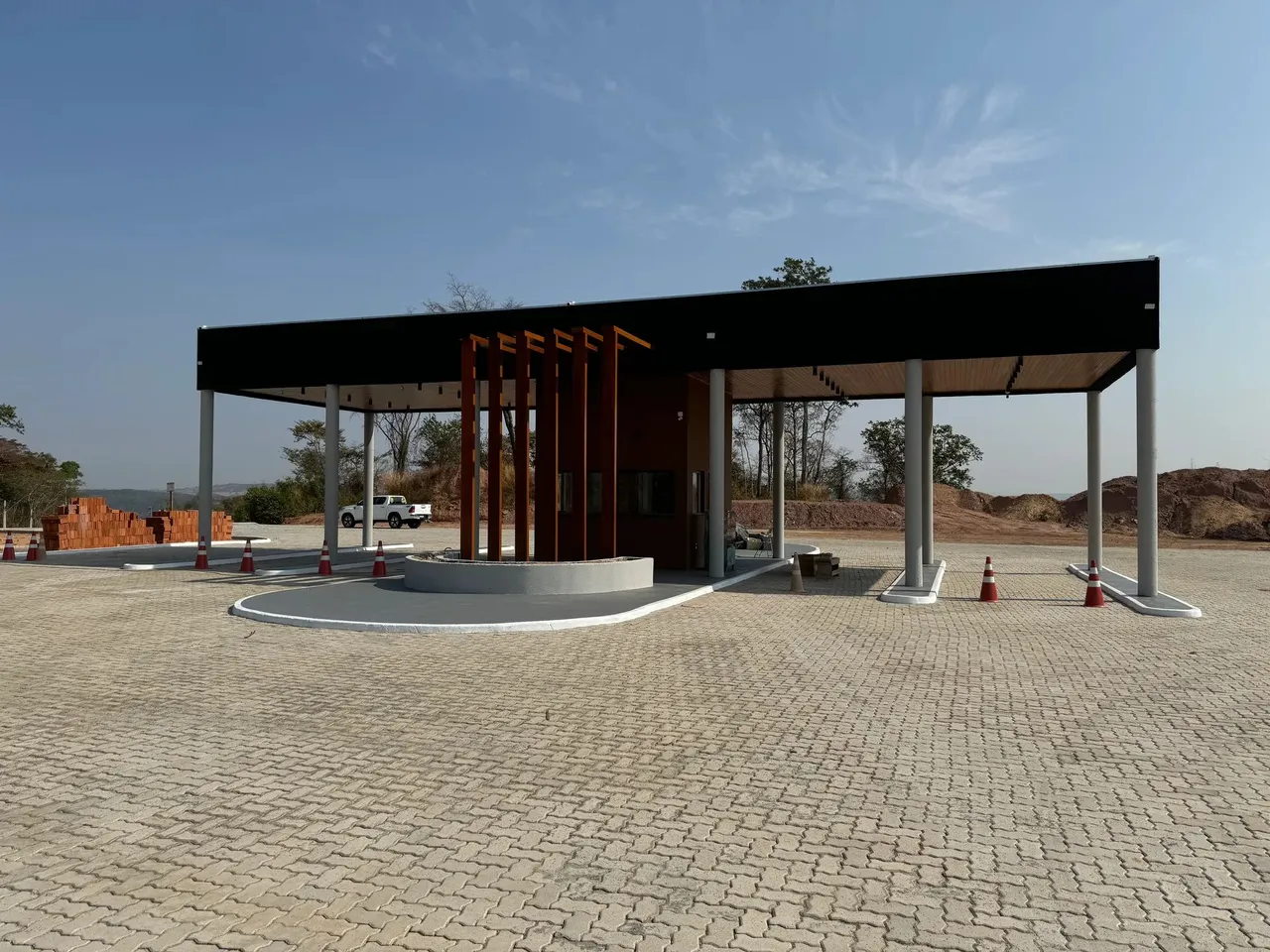Imóvel para venda possui 2500 metros quadrados em Centro - Anápolis - GO