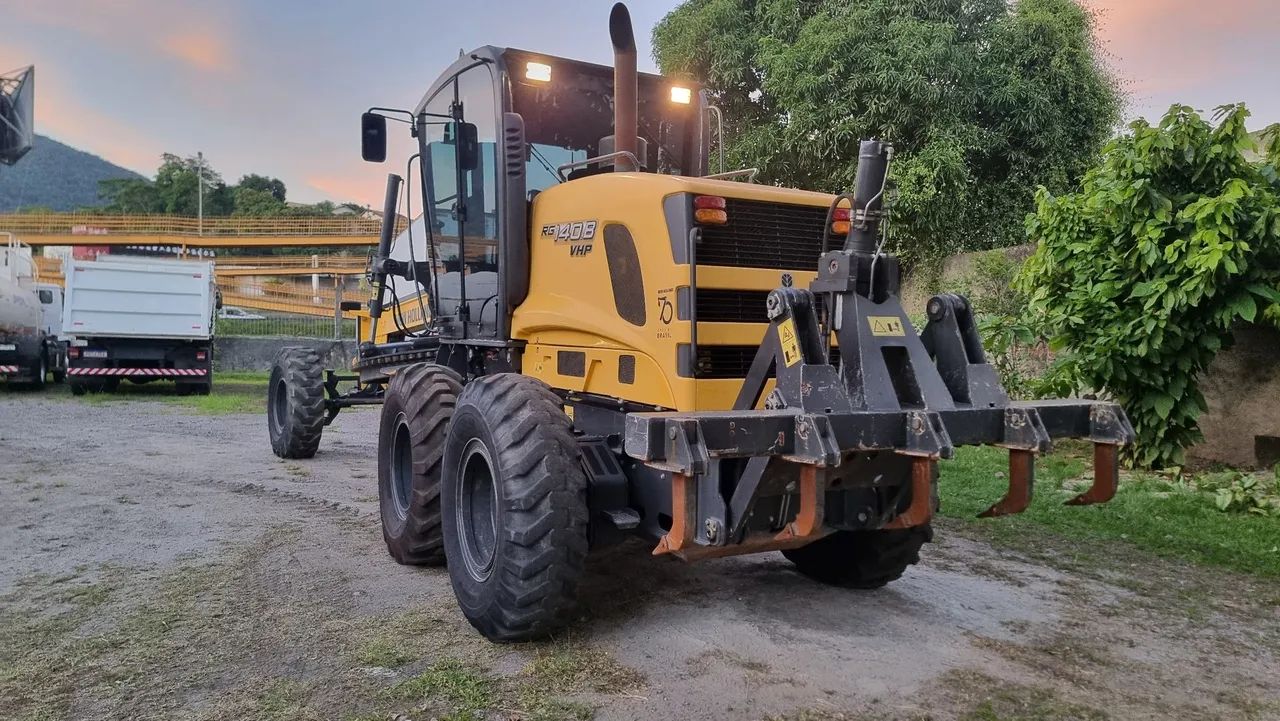 Moto Niveladora New Holland RG140B VHP ANO 2021 COM APENAS 1.200 HORAS  - Foto 4