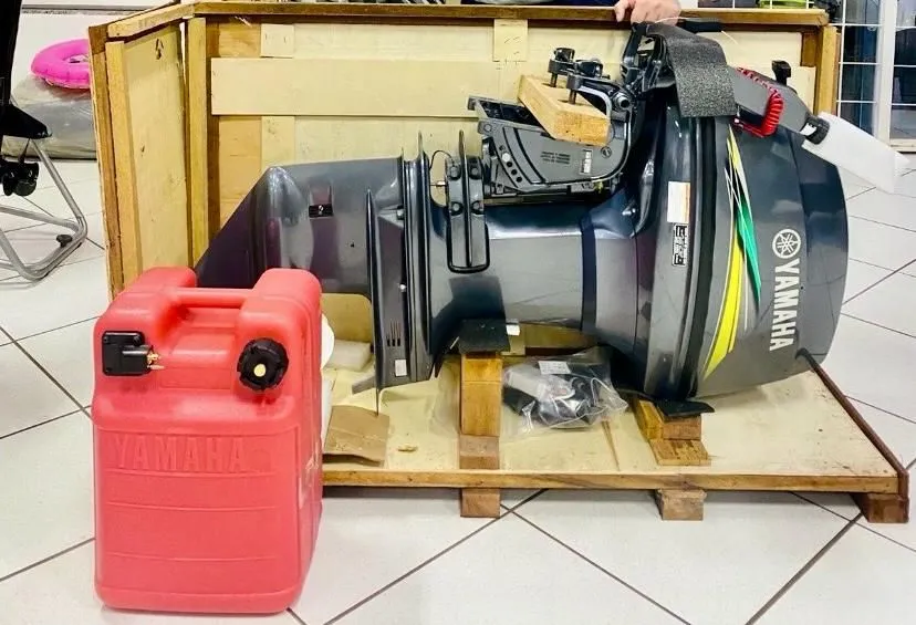 Motor de Popa Yamaha 40HP 2024 (Usado Apenas Uma Vez)<br>