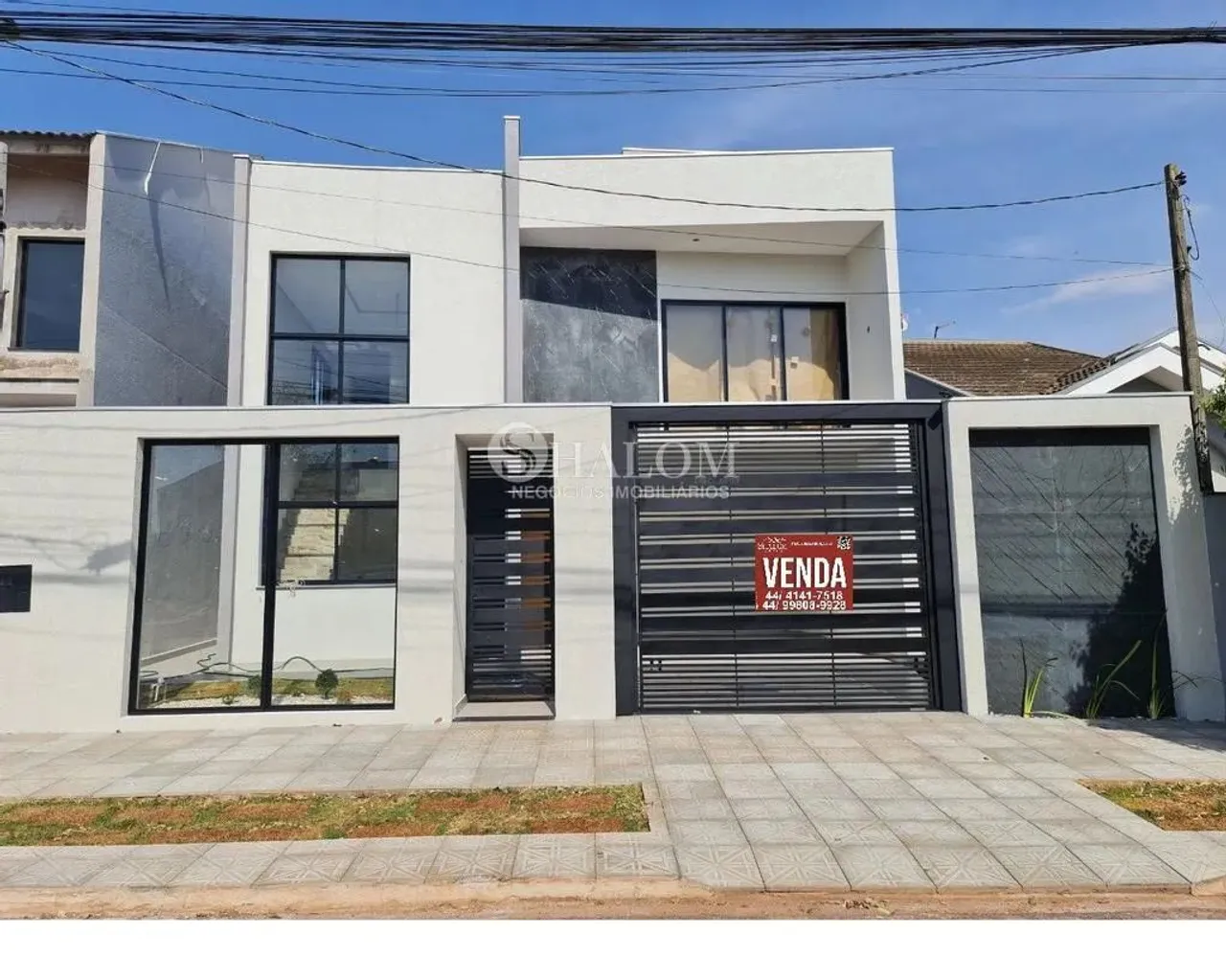 Sobrado à venda em Maringá, Jardim Tóquio, com 3 suítes, com 175 m²