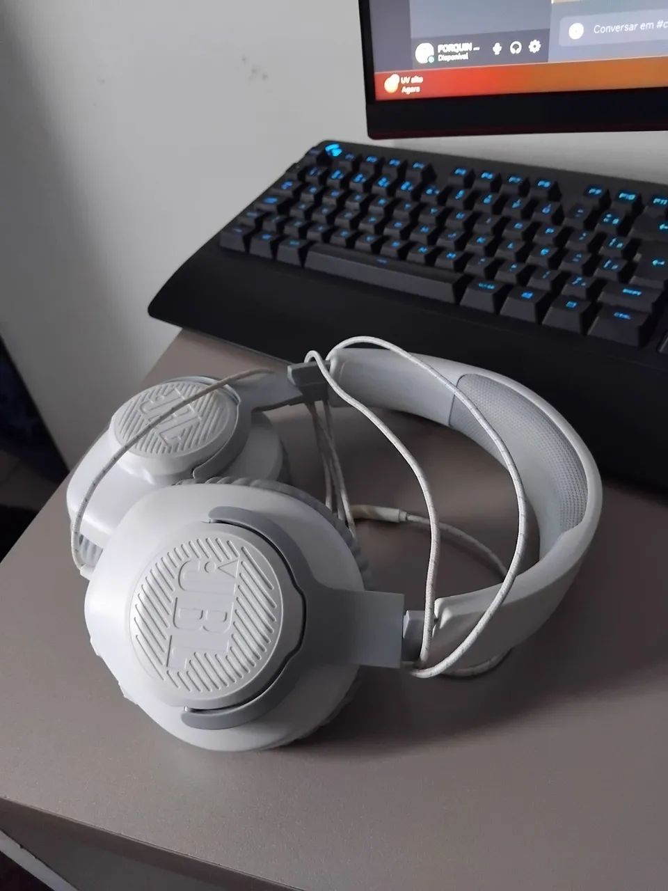 Headset jbl quantum 100- Branco