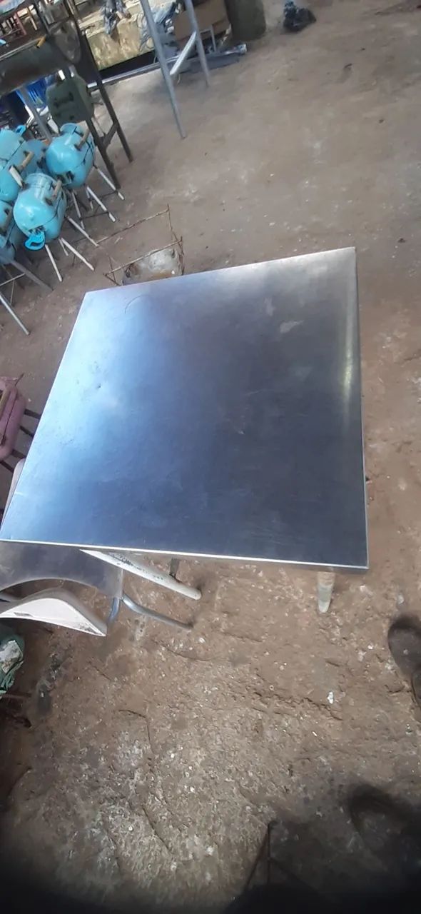 Mesa de inox 50cmx50cm  industrial idel para cozinha fazer lanches etc...