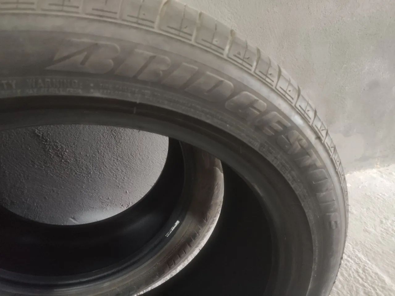 Pneus 215/50 R17 91v bridgestone turanza  - Foto 2
