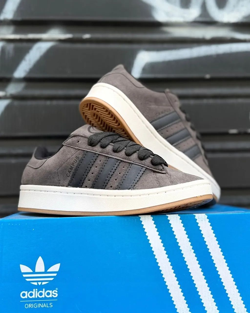Tênis Adidas Campus - Black/White - Foto 2