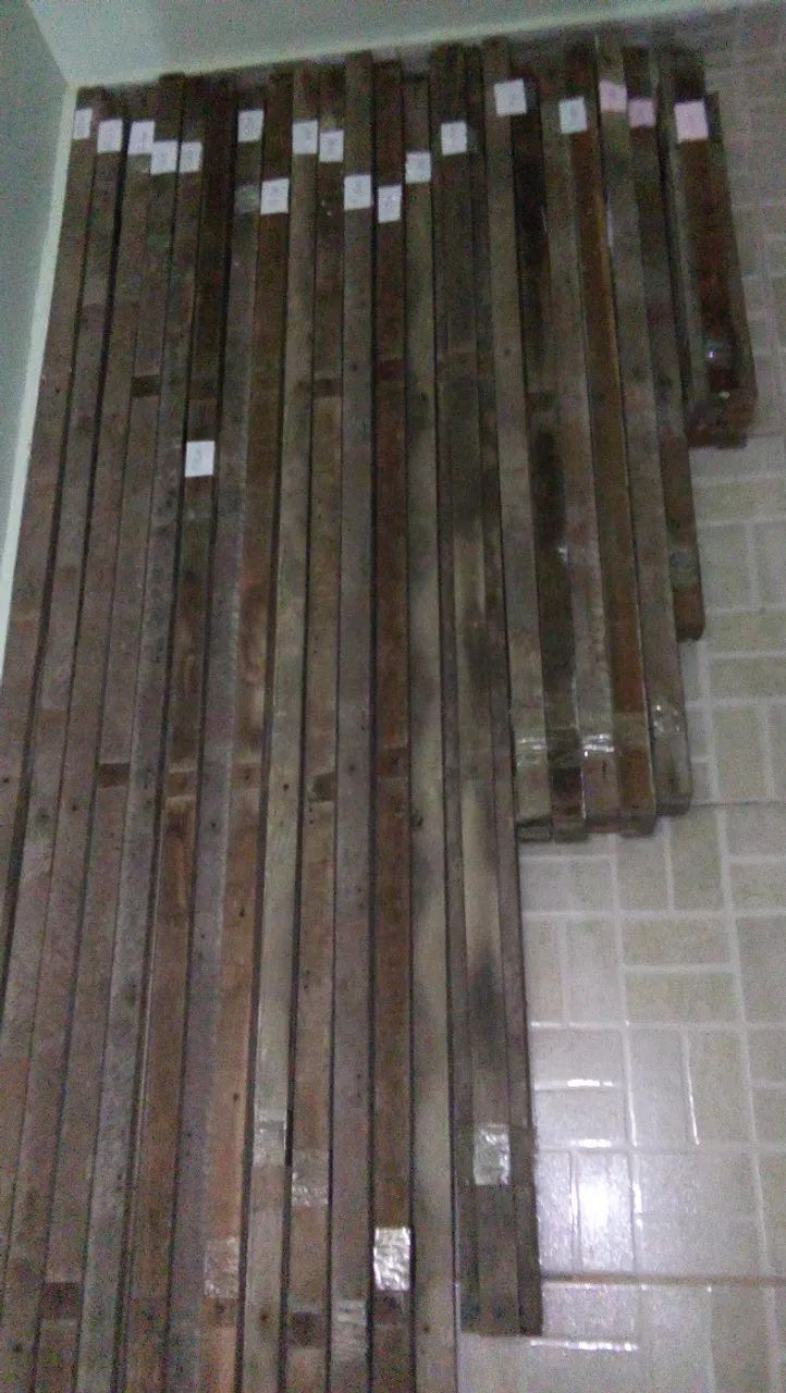 Vendo 300 Metros de Ripas de Maçaranduba