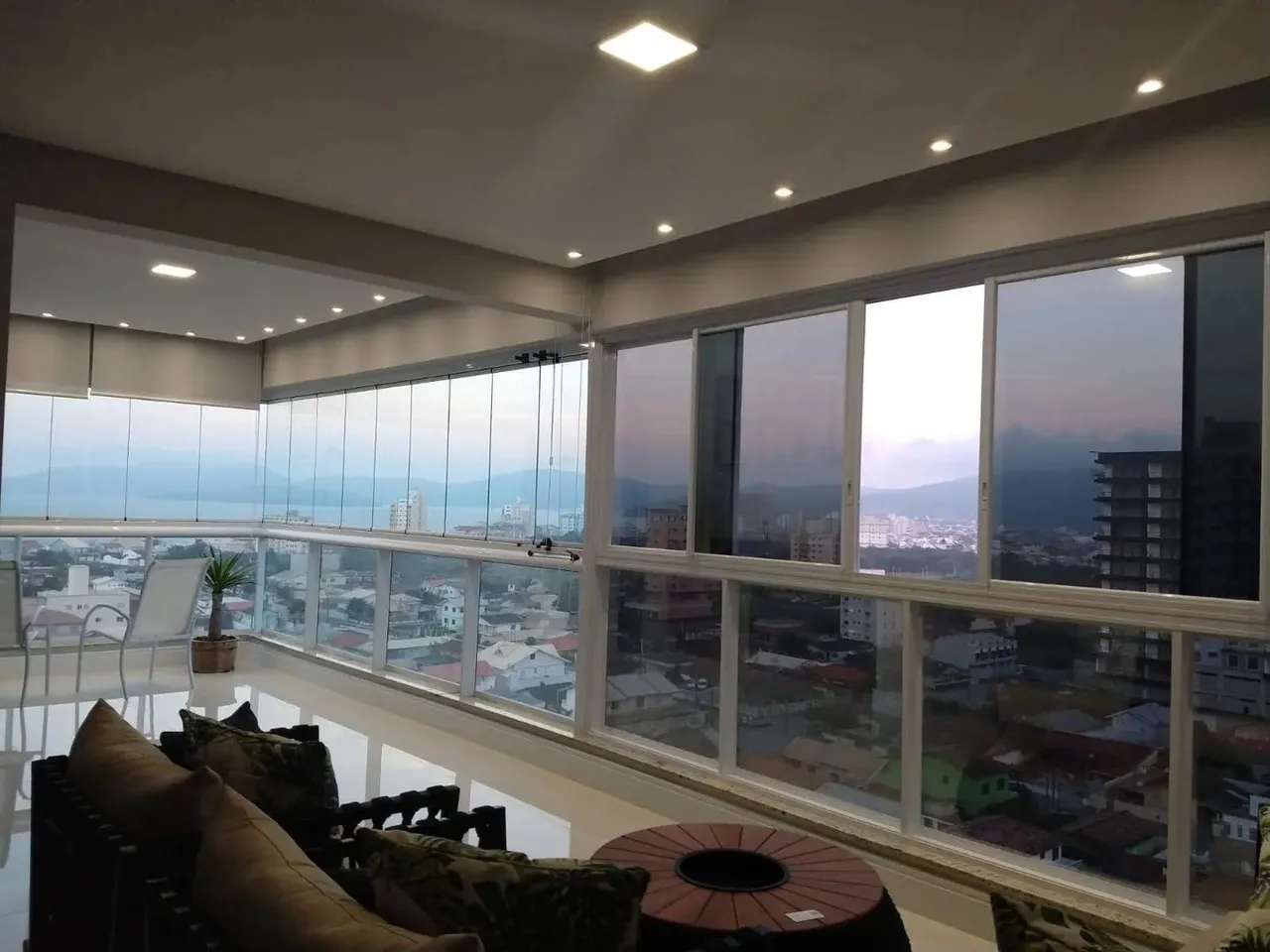Apartamento em Avenida Hironildo Conceição dos Santos - Balneario Pereque - Porto Belo/SC