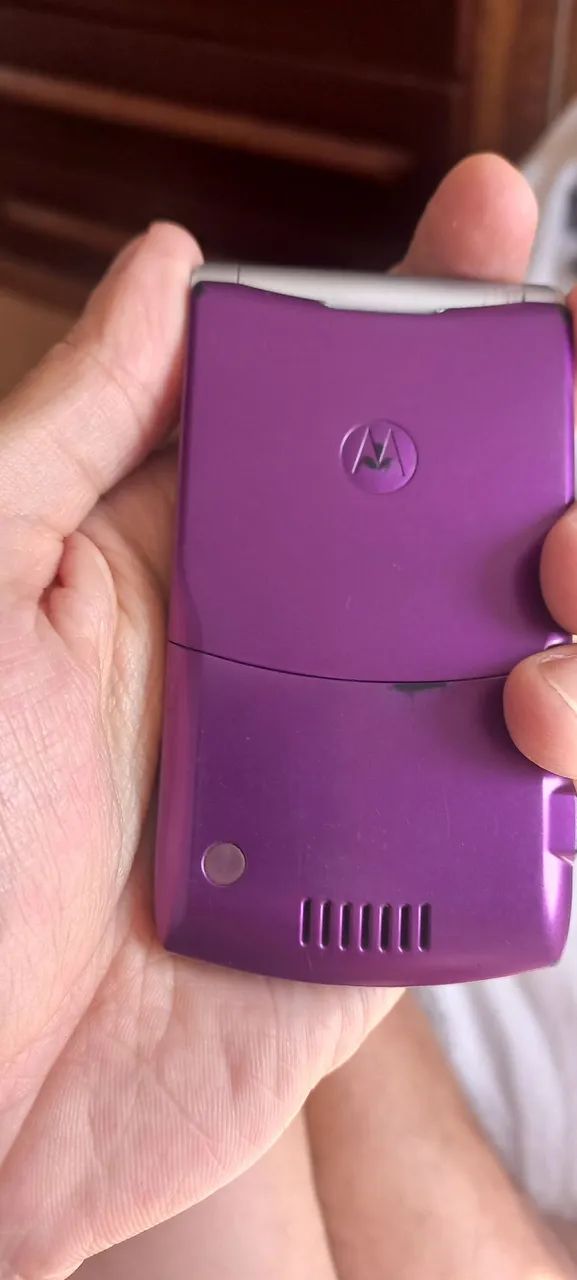 Motorola V3 na caixa - Foto 4