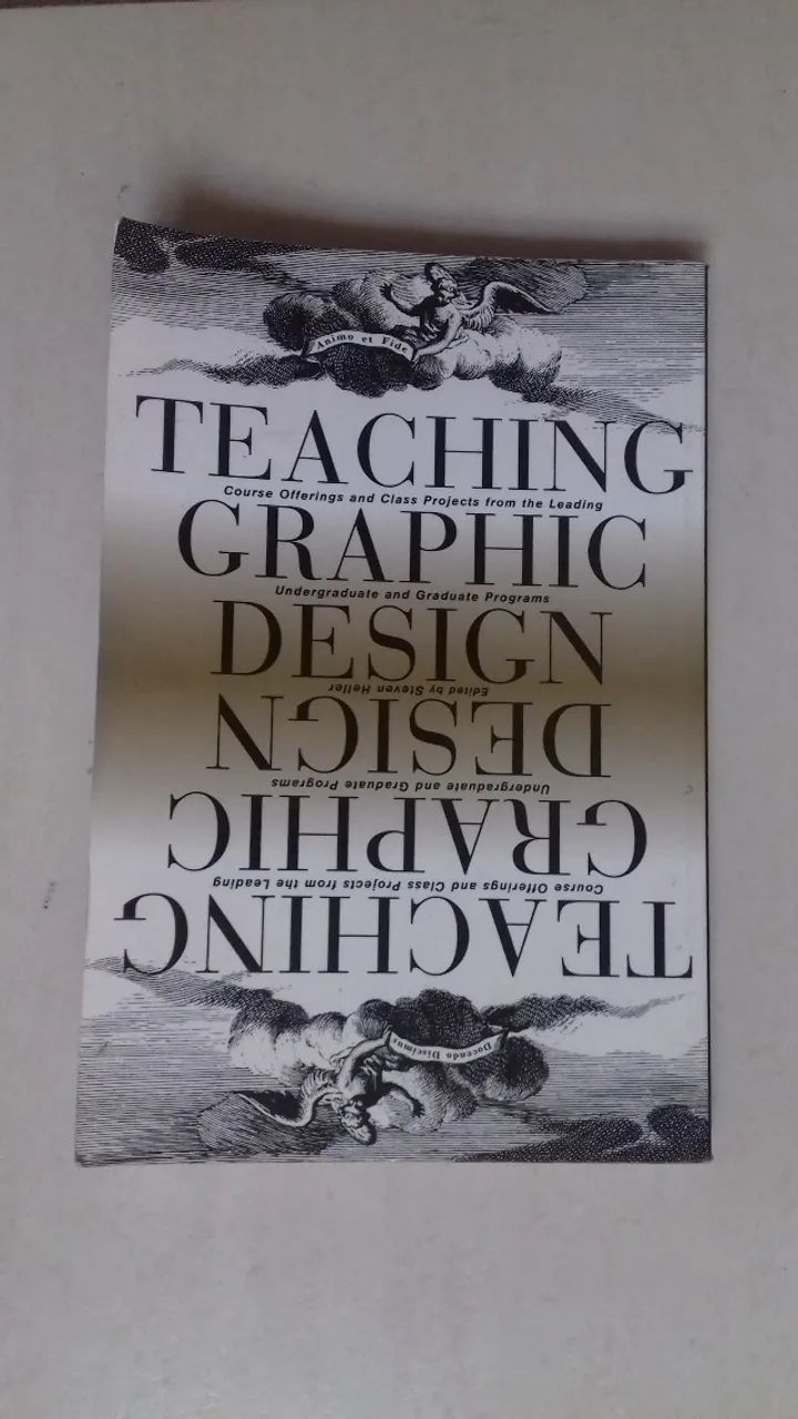 Livro Teaching Graphic Design Heller 