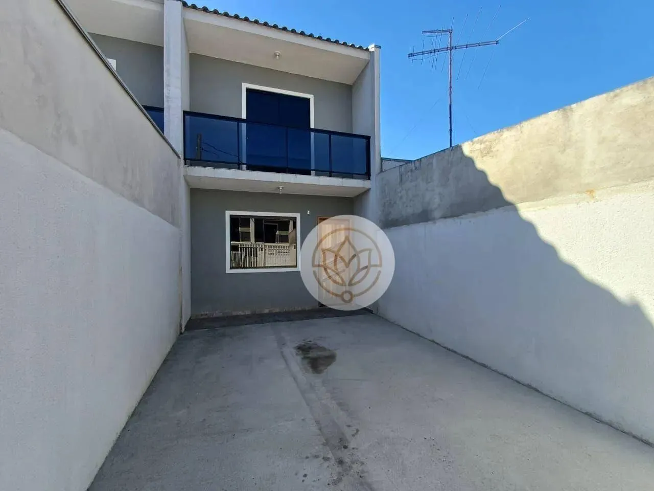 Sobrado com 2 dormitórios para alugar por R$ 2.000,00/mês - Cidade Industrial - Curitiba/P