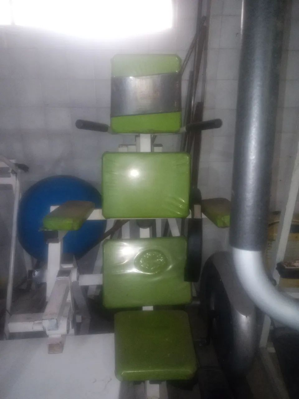 10 Aparelho de Musculação  - Foto 2