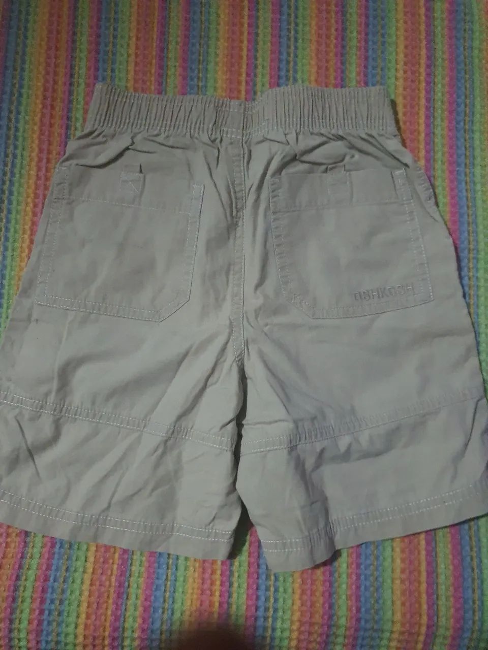 Bermuda Infantil OshKosh B?gosh - Tamanho 4 Toddler - 100% Algodão<br> - Foto 2