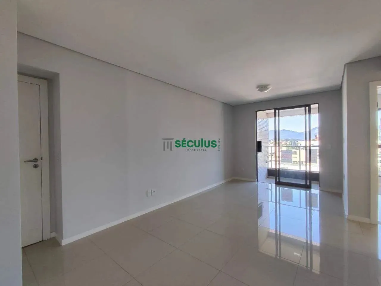 Apartamento para aluguel, 2 quartos, 1 suíte, 1 vaga, Centro - Jaraguá do Sul/SC