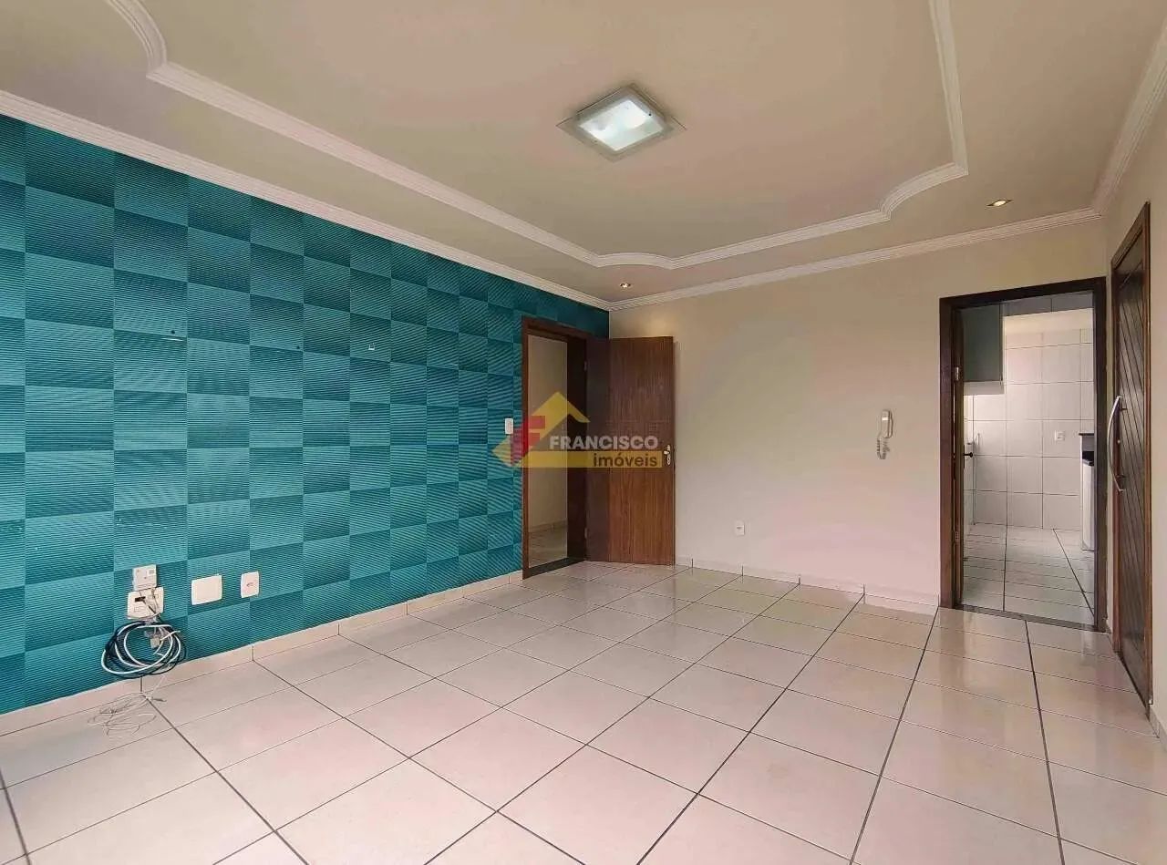 Apartamento para aluguel, 3 quartos, 1 suíte, 1 vaga, Planalto - Divinópolis/MG