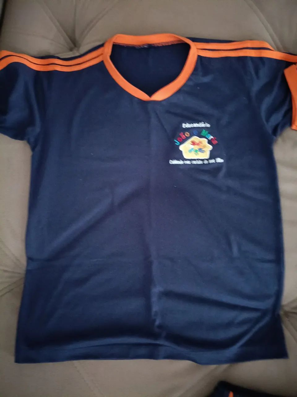 Uniformes da escola educandário João e Maria  - Foto 2