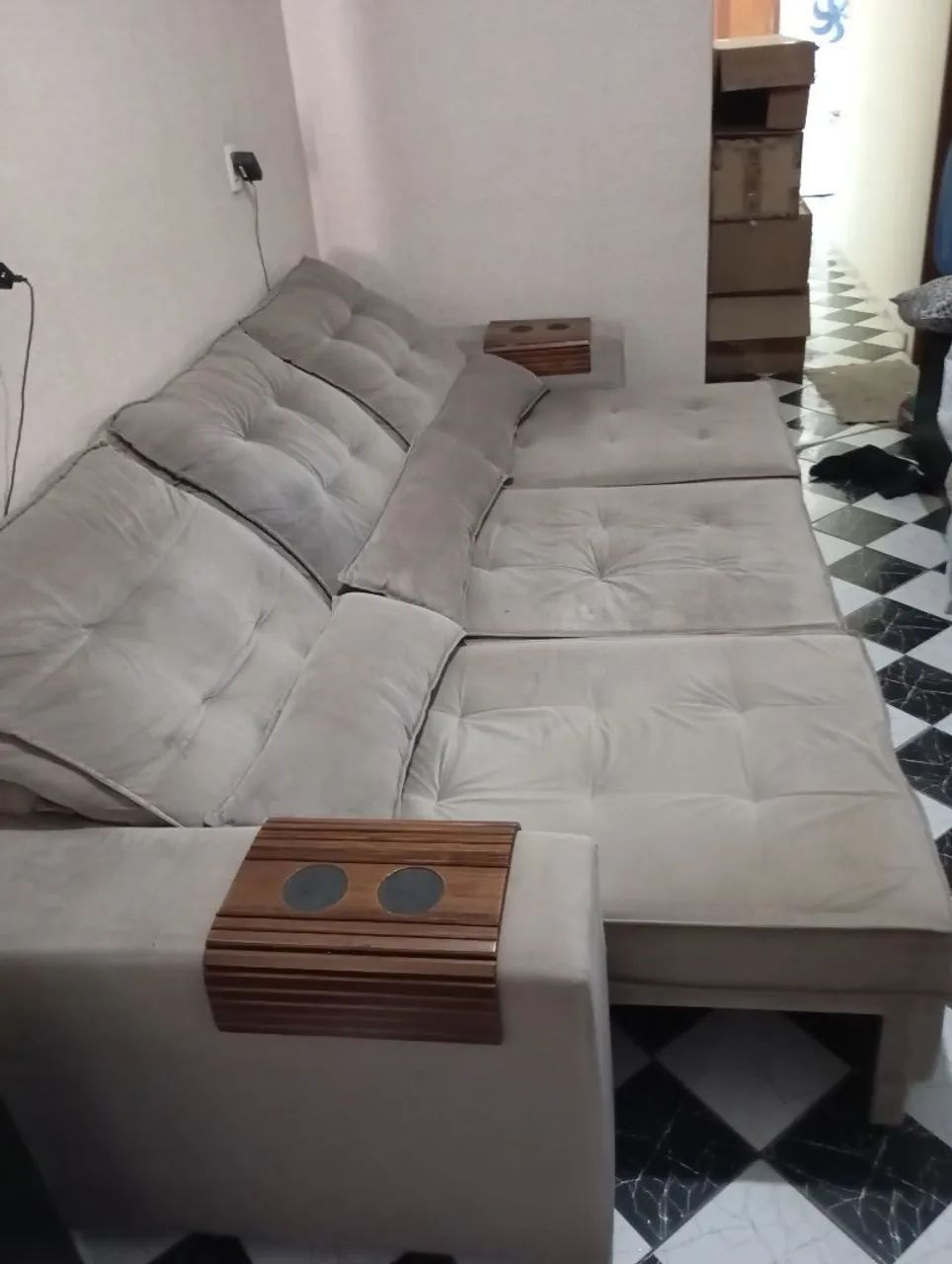 Sofá Retrátil 5 Lugares - Conforto e Estilo - Foto 2