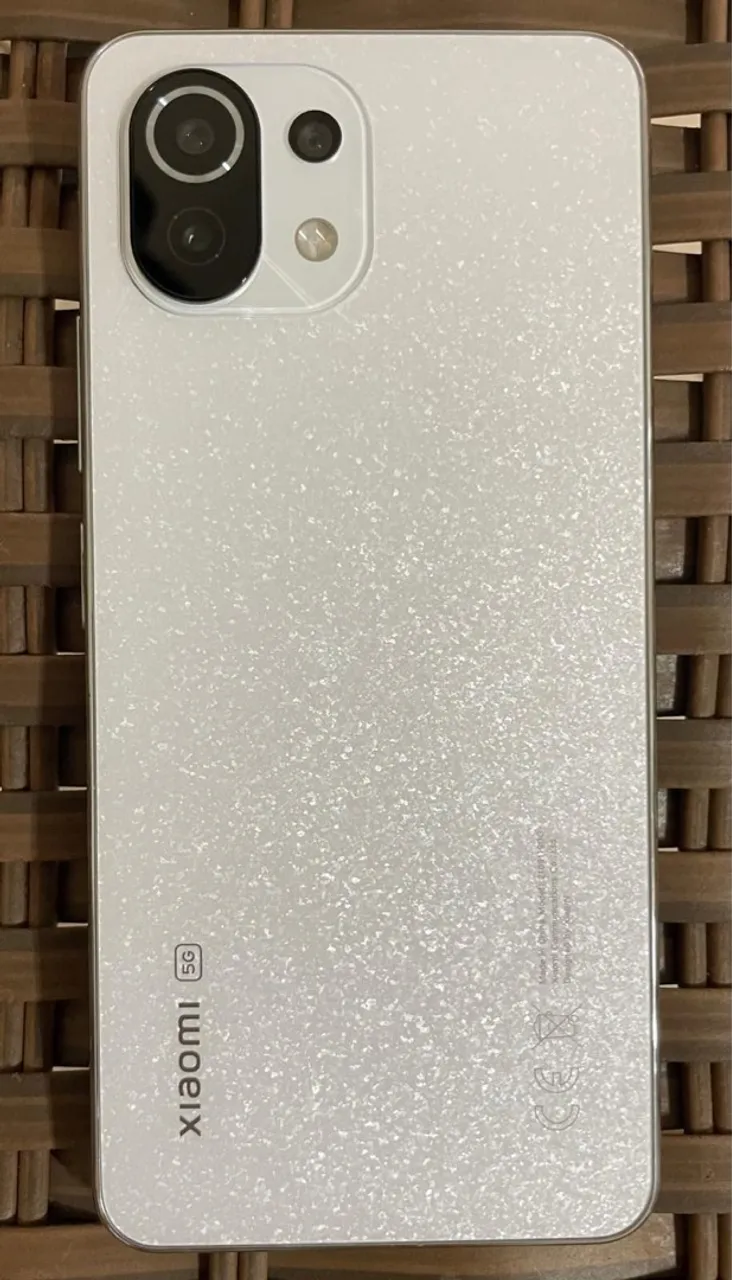 Xiaomi MI 11 Lite 5G / 256G / 8G RAM
