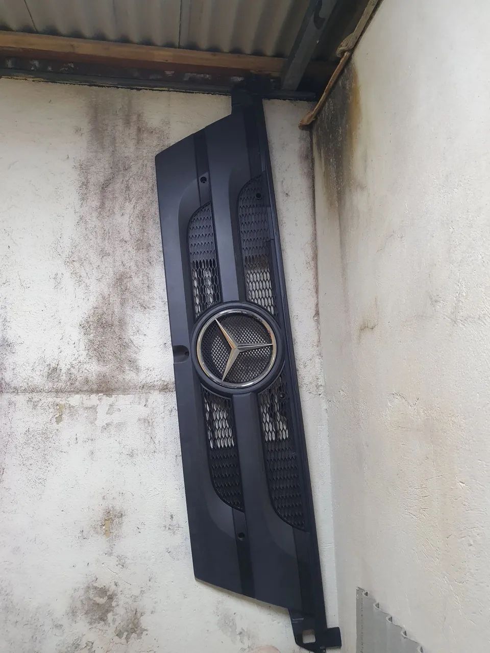 Grade dianteira mb atego de 2013 a 2020 ORIGINAL - Foto 2