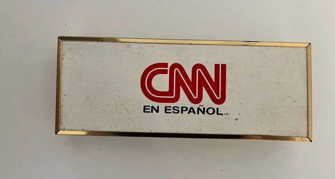 Caneta CNN En Español - Foto 2