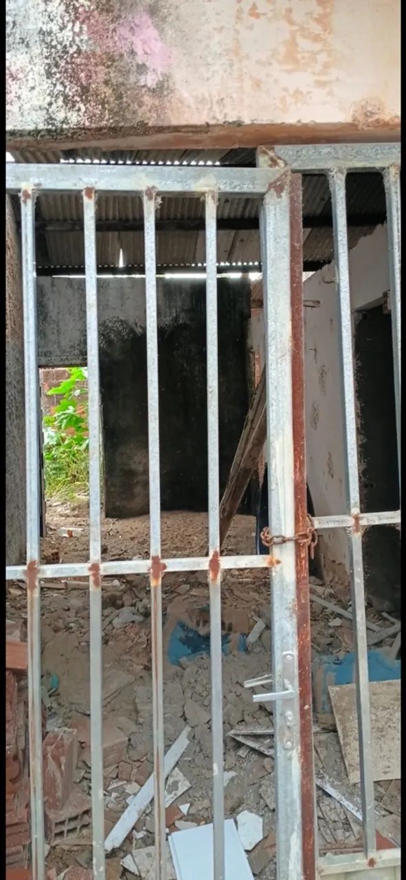Terreno com casa pra reforma  - Foto 4