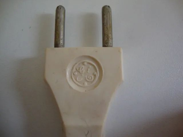 Espremedor de Frutas antigo Marca GE . - Foto 5