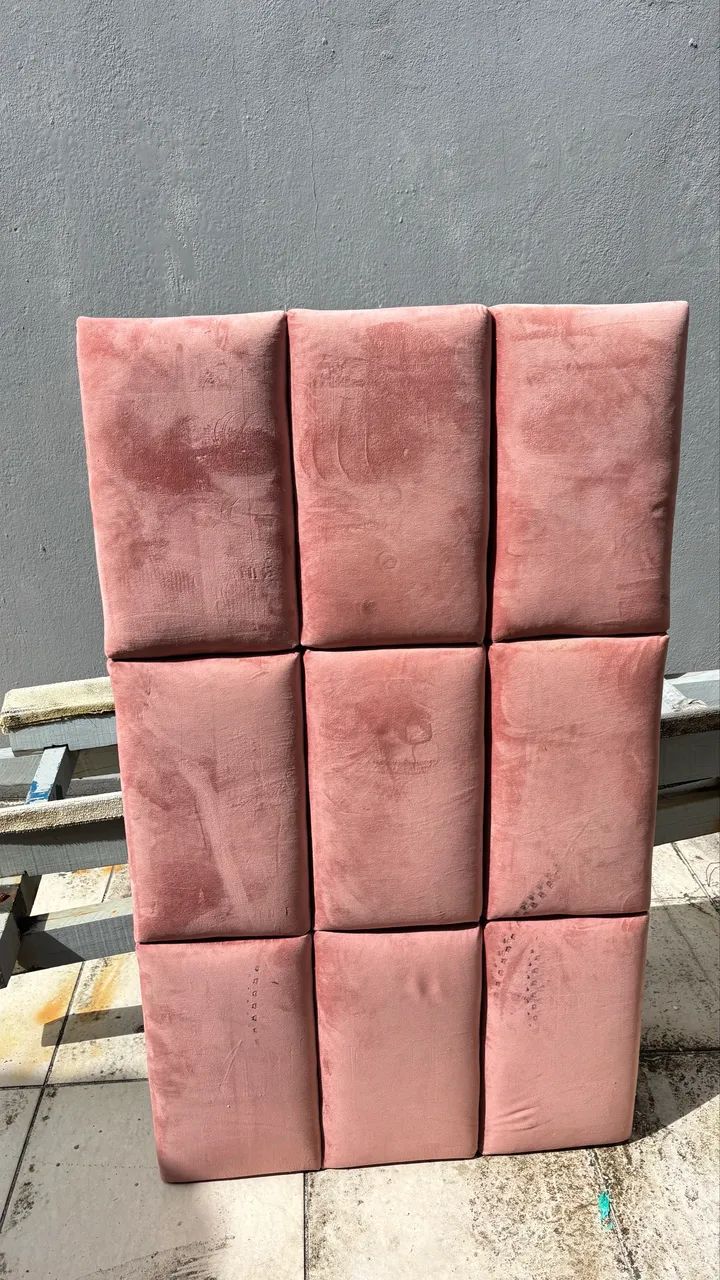 cabeceira rose de parede/ cama casal 