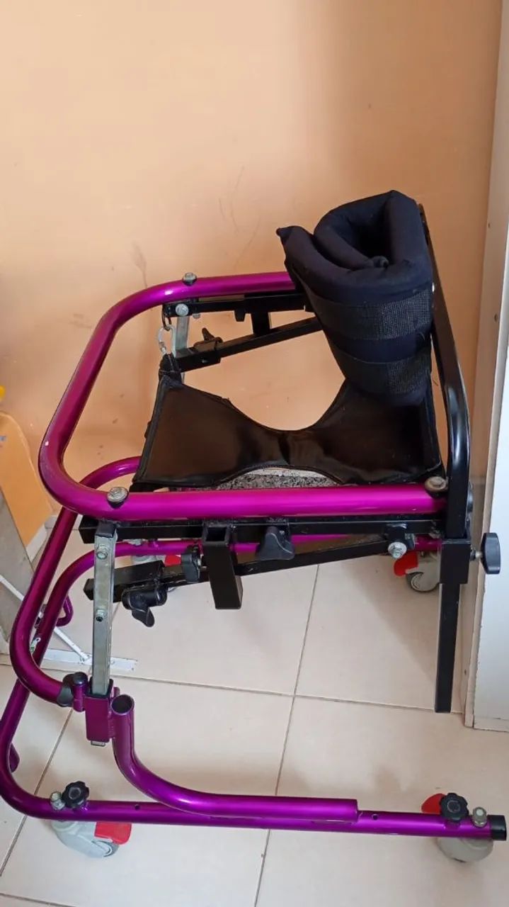 Andador adaptado  - Foto 2