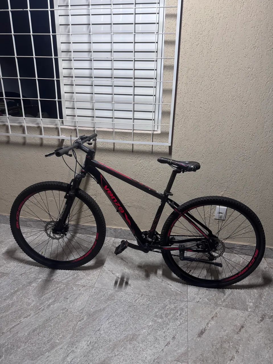 Vendo Bike Venzo Aro 29 - Foto 4